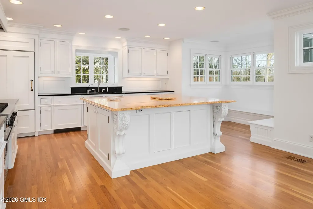 24 Annjim Drive Greenwich CT 06830