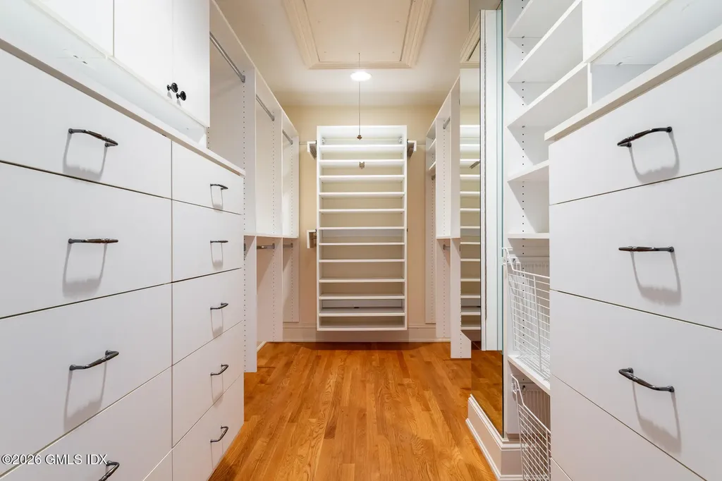 24 Annjim Drive Greenwich CT 06830