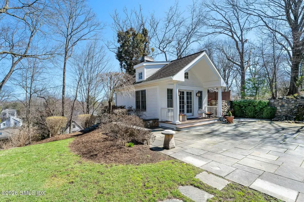 24 Annjim Drive Greenwich CT 06830