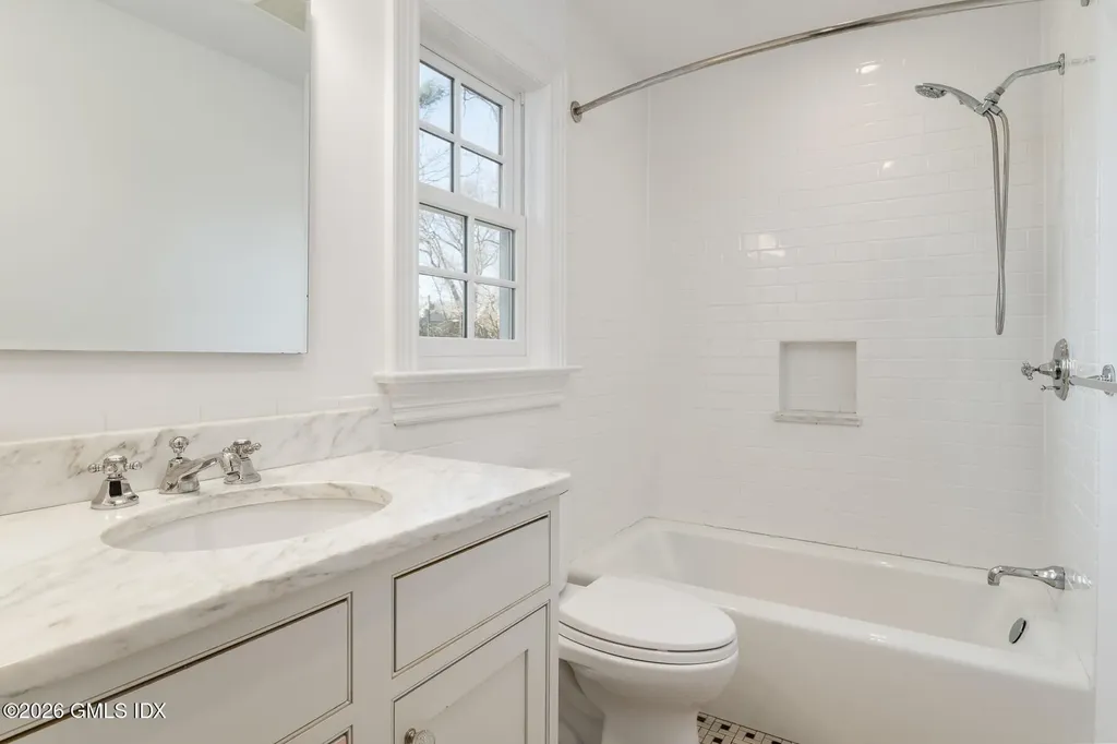 24 Annjim Drive Greenwich CT 06830