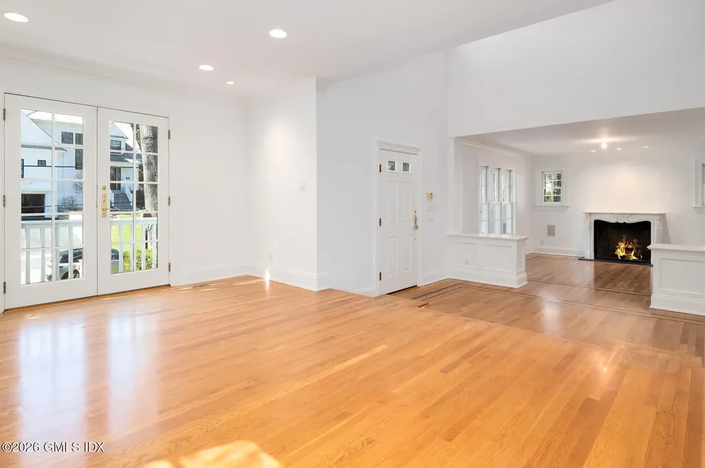 24 Annjim Drive Greenwich CT 06830