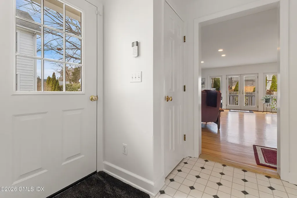16 Kent Place Cos Cob CT 06807