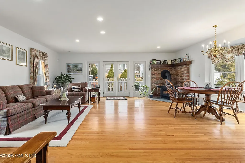16 Kent Place Cos Cob CT 06807