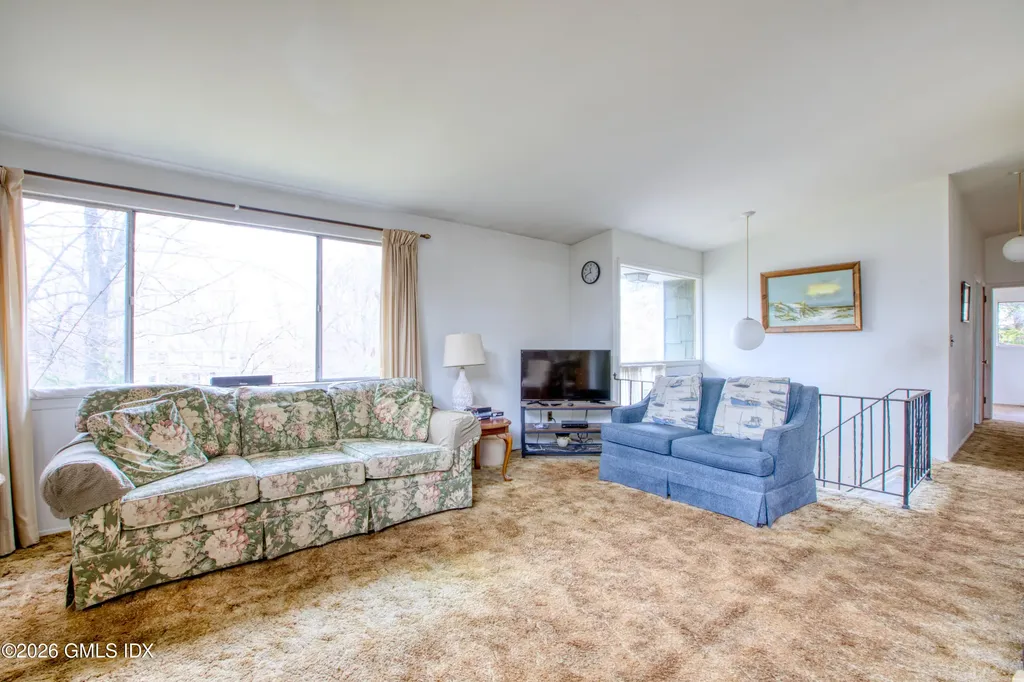 120 Florence Road Riverside CT 06878