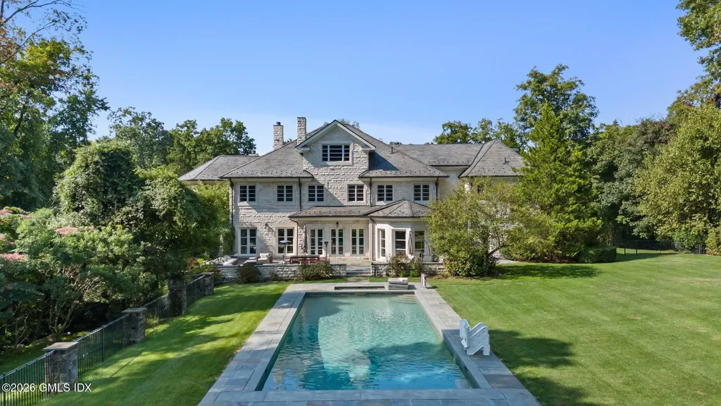44 Hunting Ridge Road Greenwich CT 06831