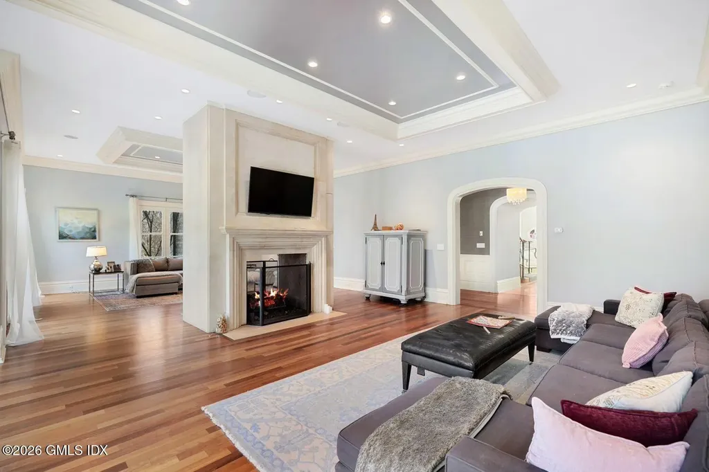44 Hunting Ridge Road Greenwich CT 06831