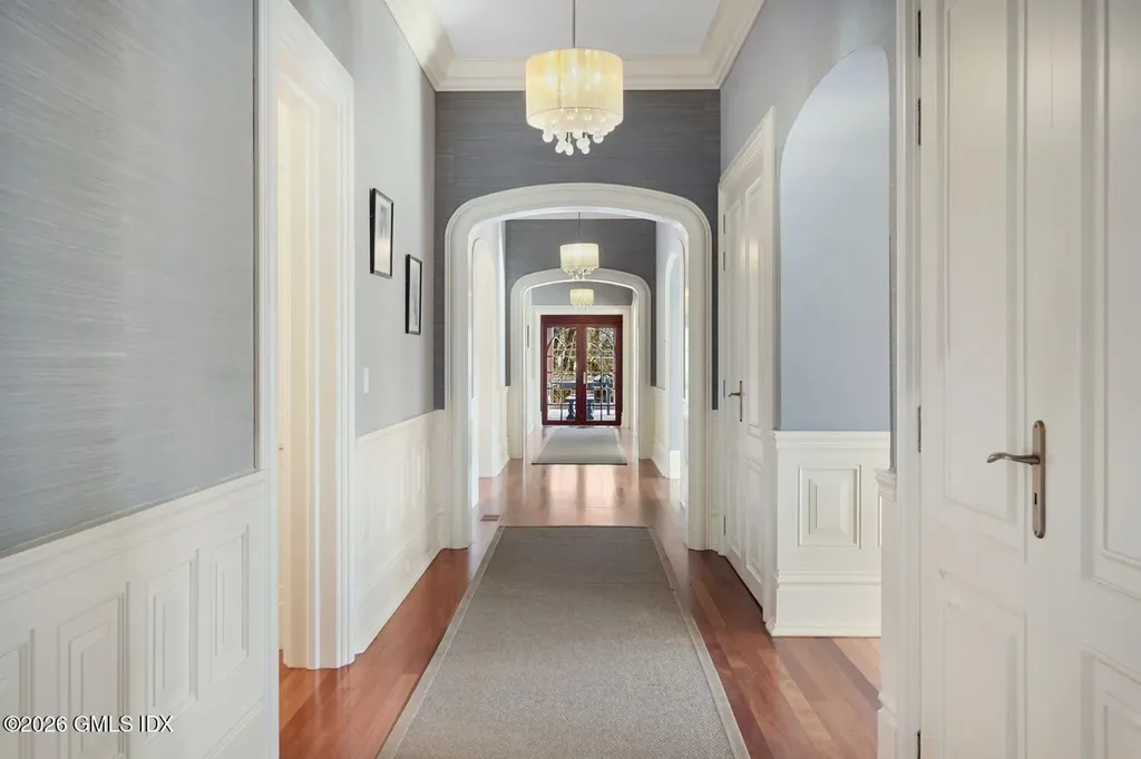 44 Hunting Ridge Road Greenwich CT 06831