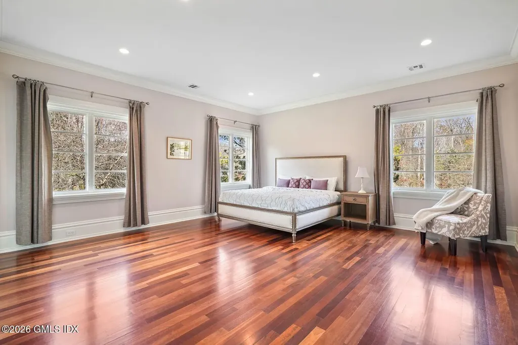 44 Hunting Ridge Road Greenwich CT 06831