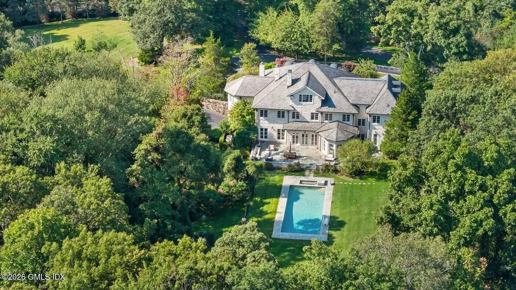 44 Hunting Ridge Road Greenwich CT 06831