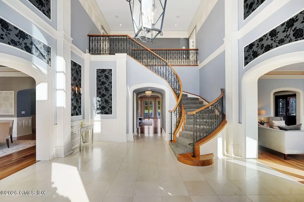 44 Hunting Ridge Road Greenwich CT 06831