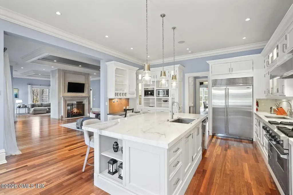 44 Hunting Ridge Road Greenwich CT 06831