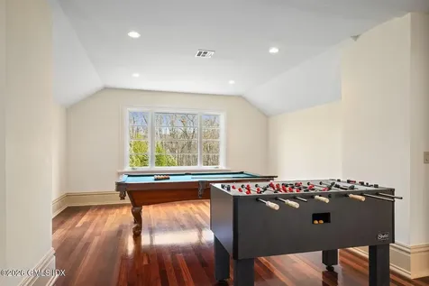 44 Hunting Ridge Road Greenwich CT 06831