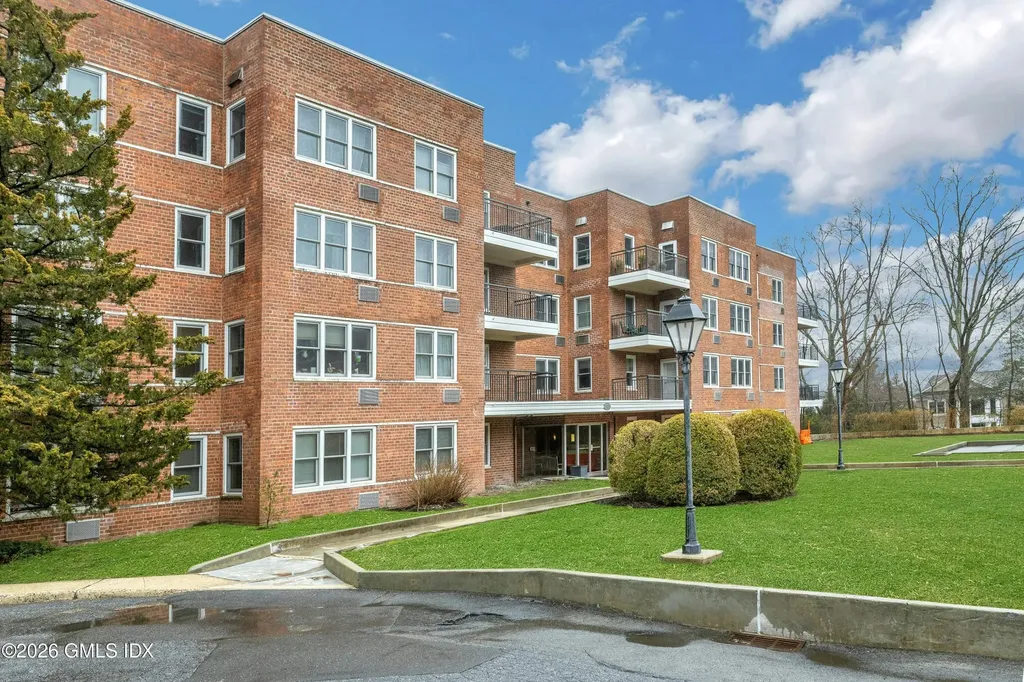 50 Lafayette Place Greenwich CT 06830