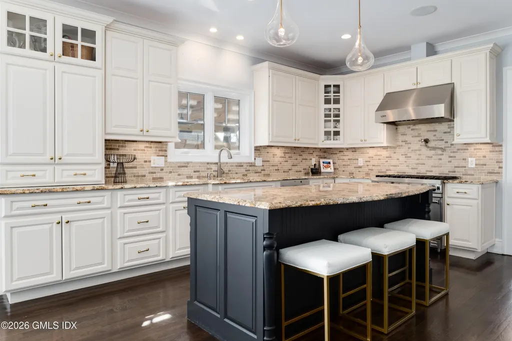 9 Davenport Drive Stamford CT 06902