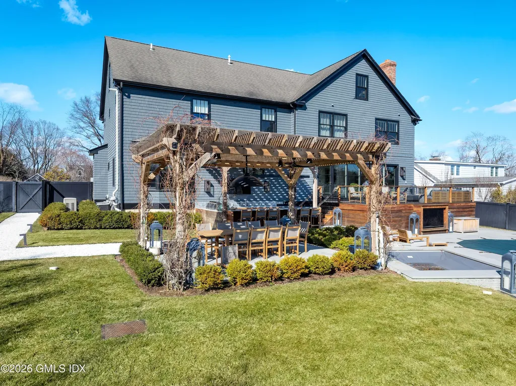 9 Davenport Drive Stamford CT 06902