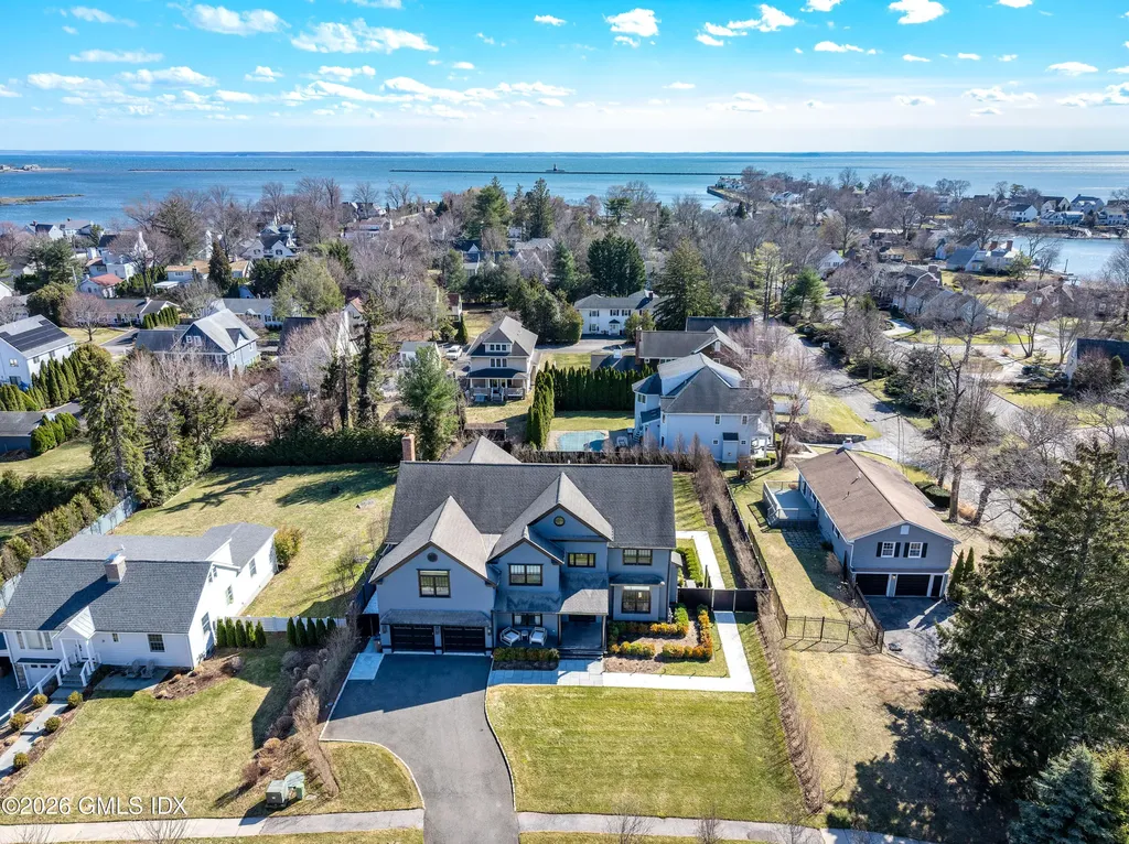 9 Davenport Drive Stamford CT 06902