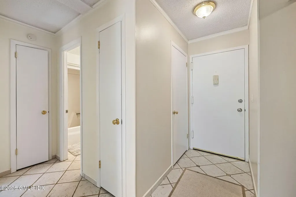 1535 E Putnam Avenue Old Greenwich CT 06870