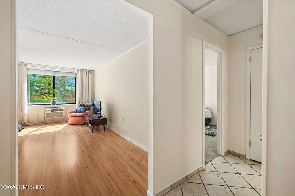 1535 E Putnam Avenue Old Greenwich CT 06870