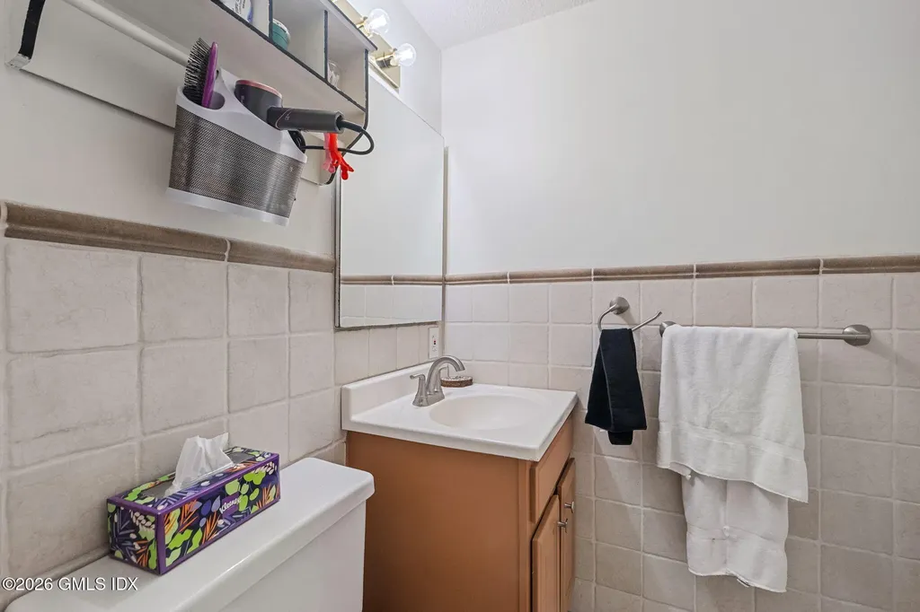 1535 E Putnam Avenue Old Greenwich CT 06870