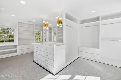 3 Konittekock Road Greenwich CT 06831