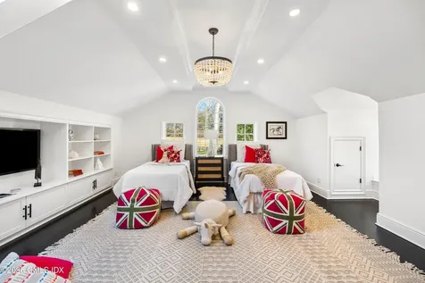 3 Konittekock Road Greenwich CT 06831