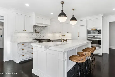 3 Konittekock Road Greenwich CT 06831
