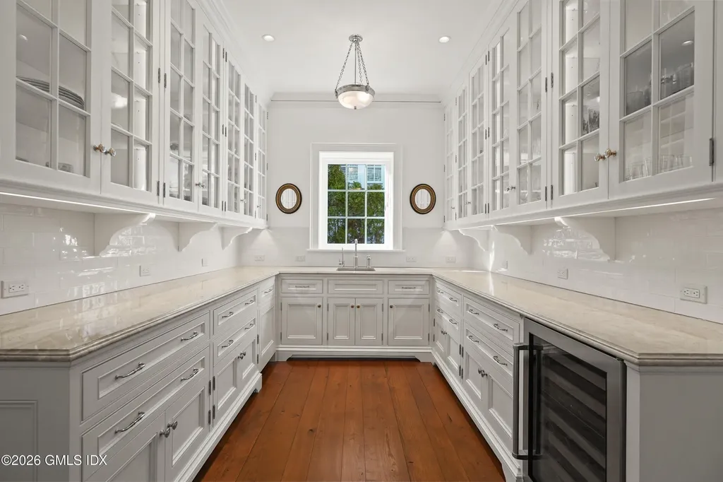 52 Ridge Street Greenwich CT 06830
