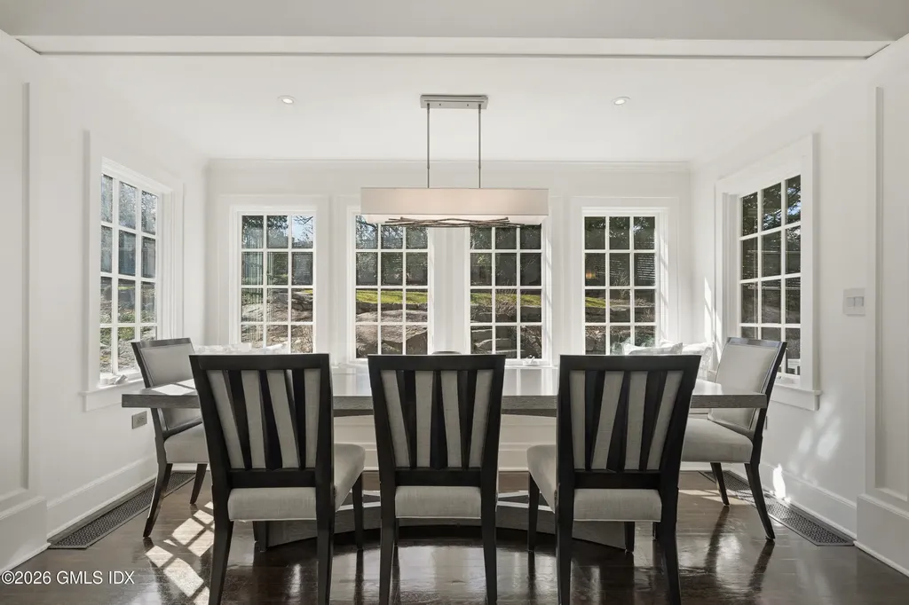 8 Willowmere Avenue Riverside CT 06878