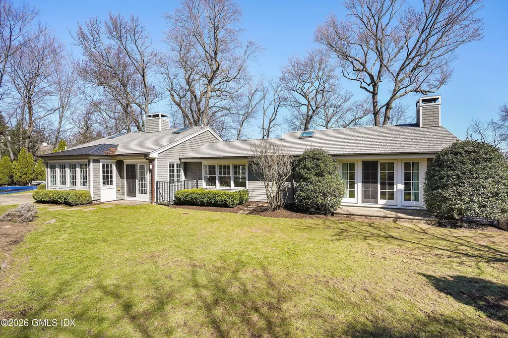 8 Willowmere Avenue Riverside CT 06878