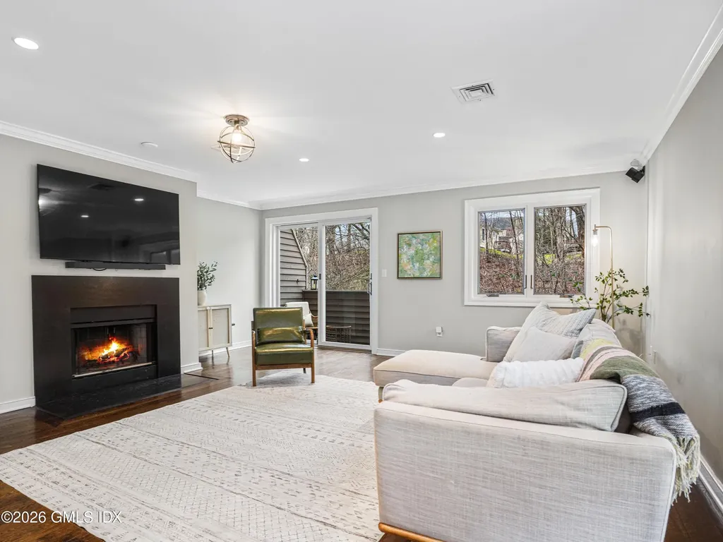 453 E Putnam Avenue Cos Cob CT 06807