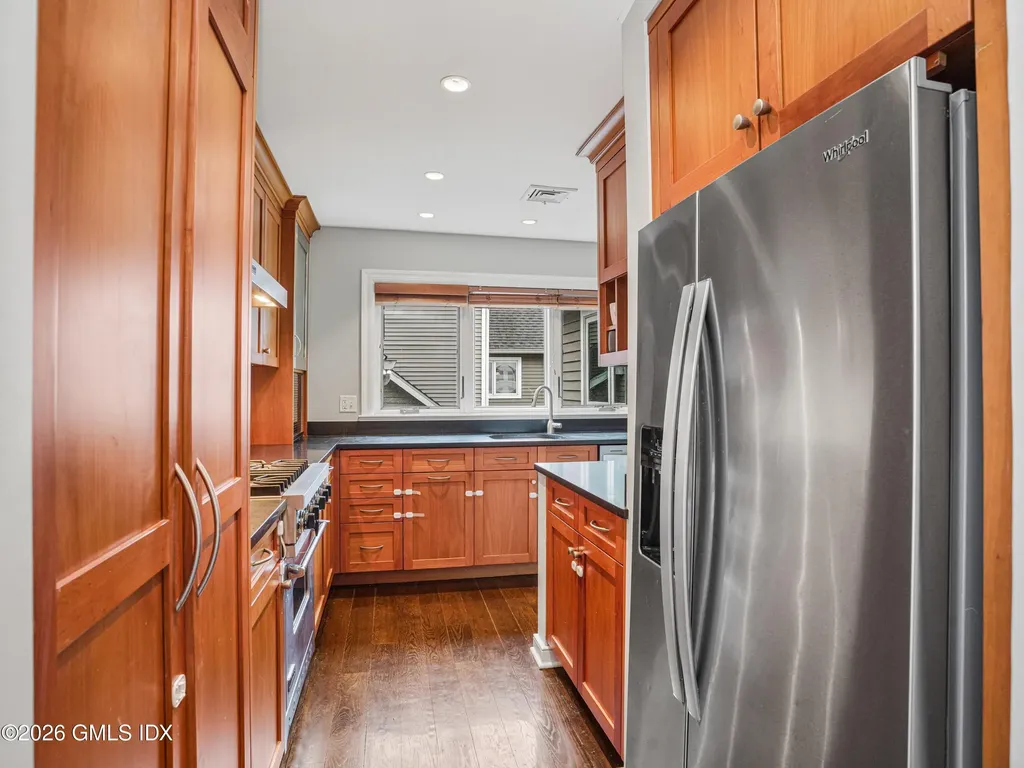 453 E Putnam Avenue Cos Cob CT 06807