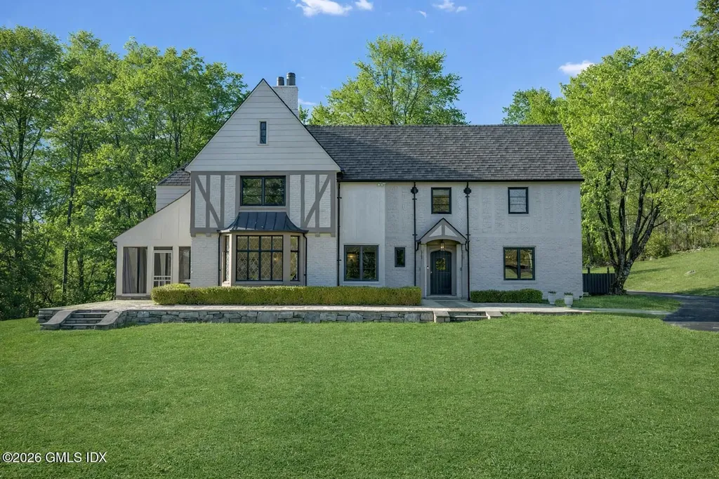 25 Wildwood Road Stamford CT 06903