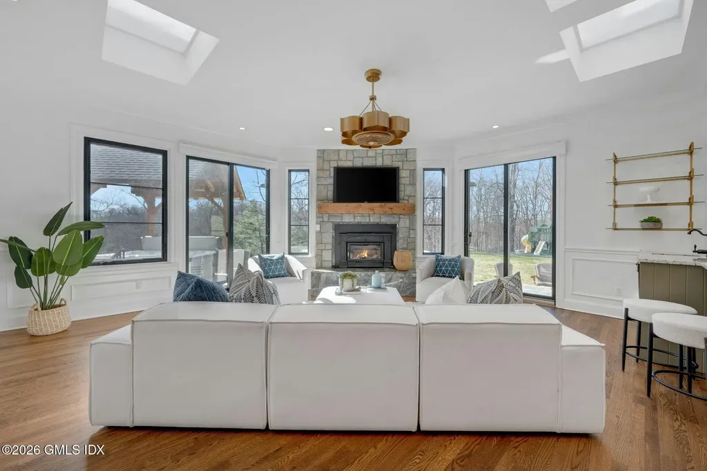 25 Wildwood Road Stamford CT 06903