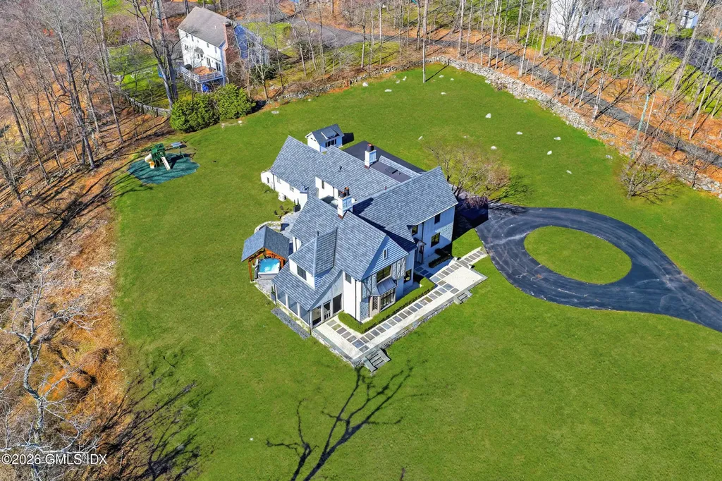 25 Wildwood Road Stamford CT 06903