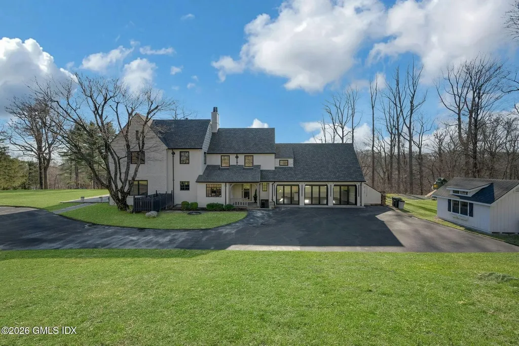 25 Wildwood Road Stamford CT 06903