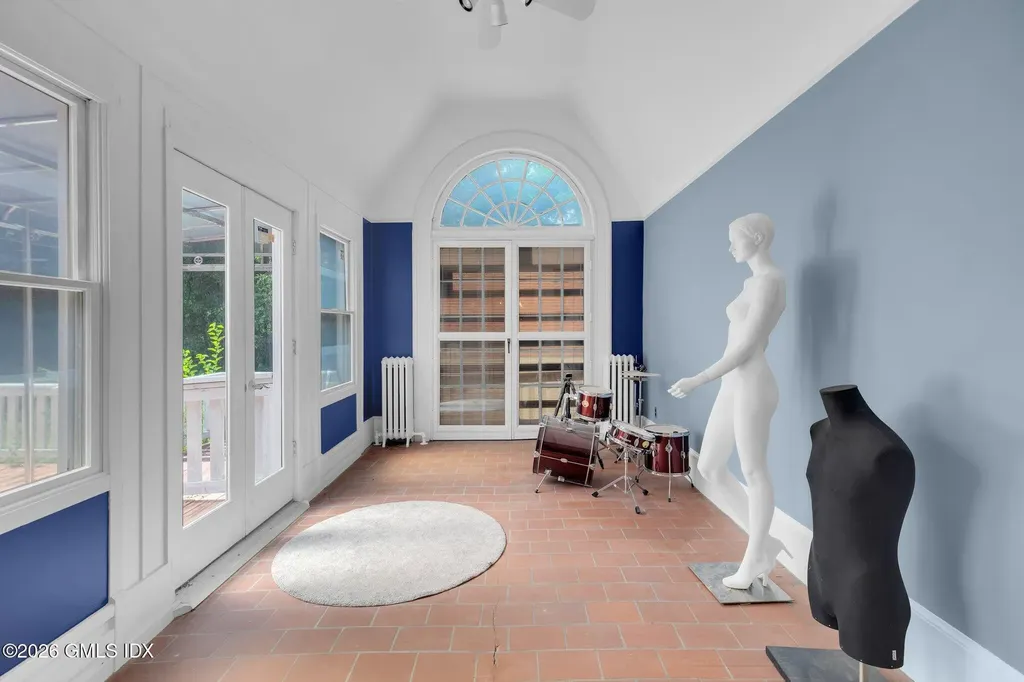 26 Shady Lane Greenwich CT 06831