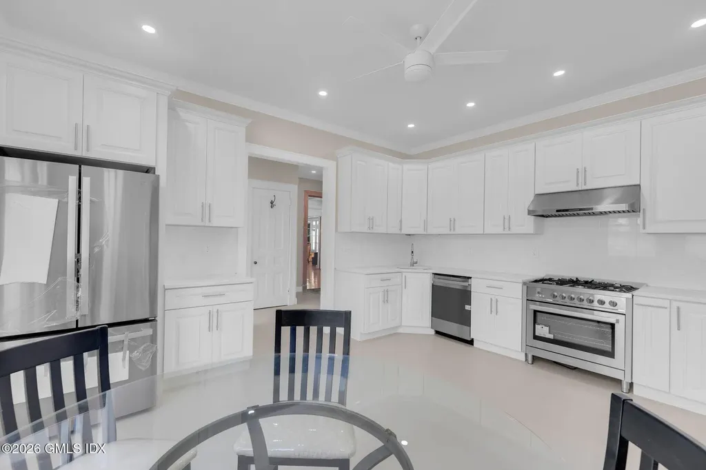 26 Shady Lane Greenwich CT 06831