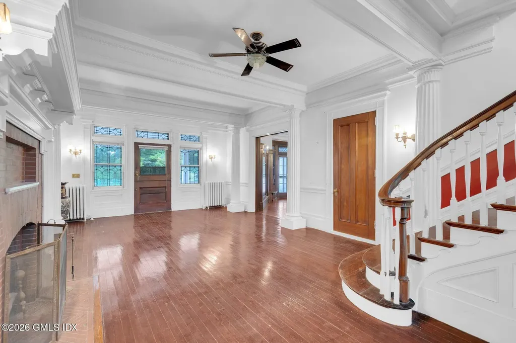 26 Shady Lane Greenwich CT 06831