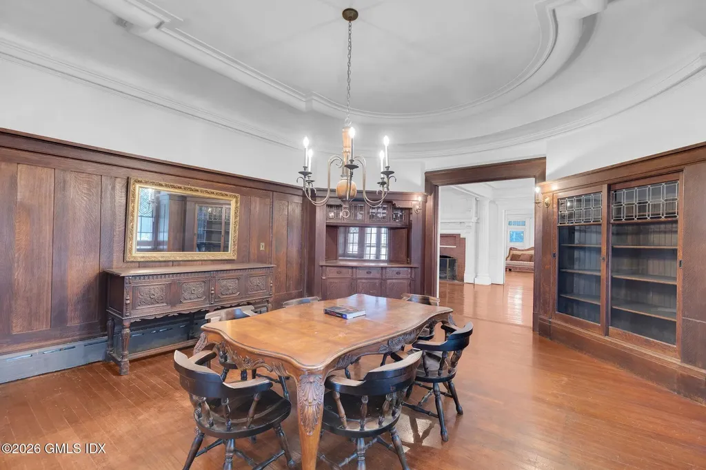 26 Shady Lane Greenwich CT 06831
