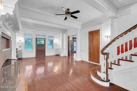 26 Shady Lane Greenwich CT 06831