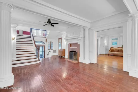 26 Shady Lane Greenwich CT 06831