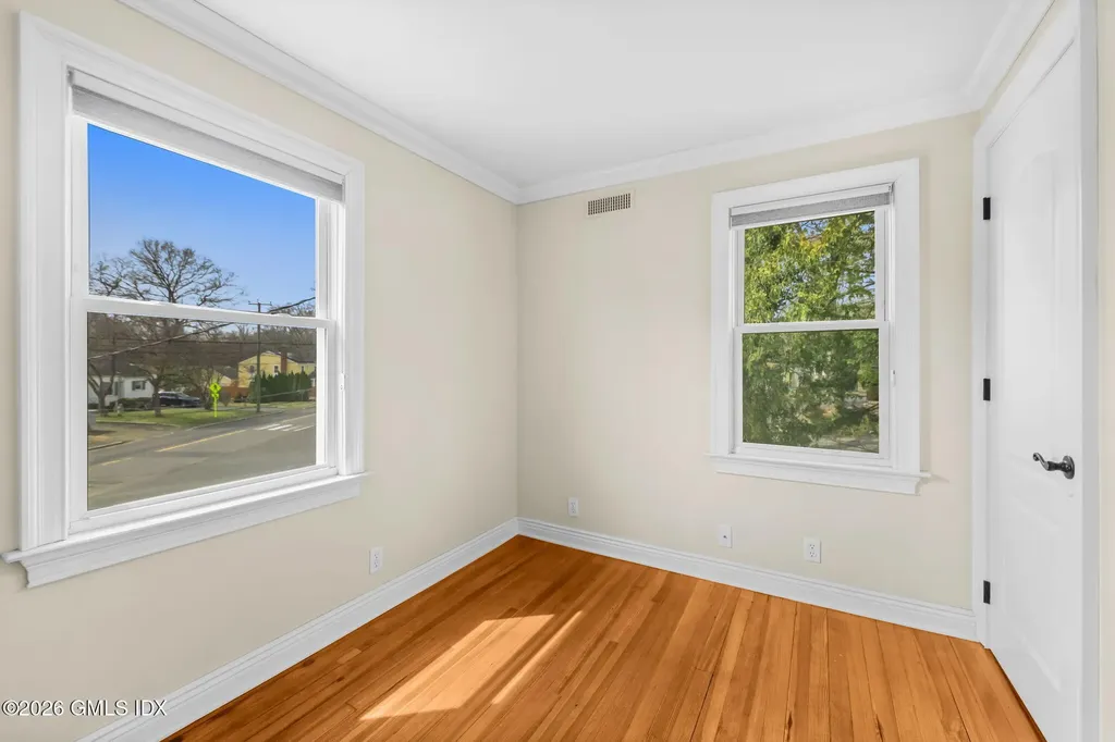 125 Oaklawn Avenue Stamford CT 06905