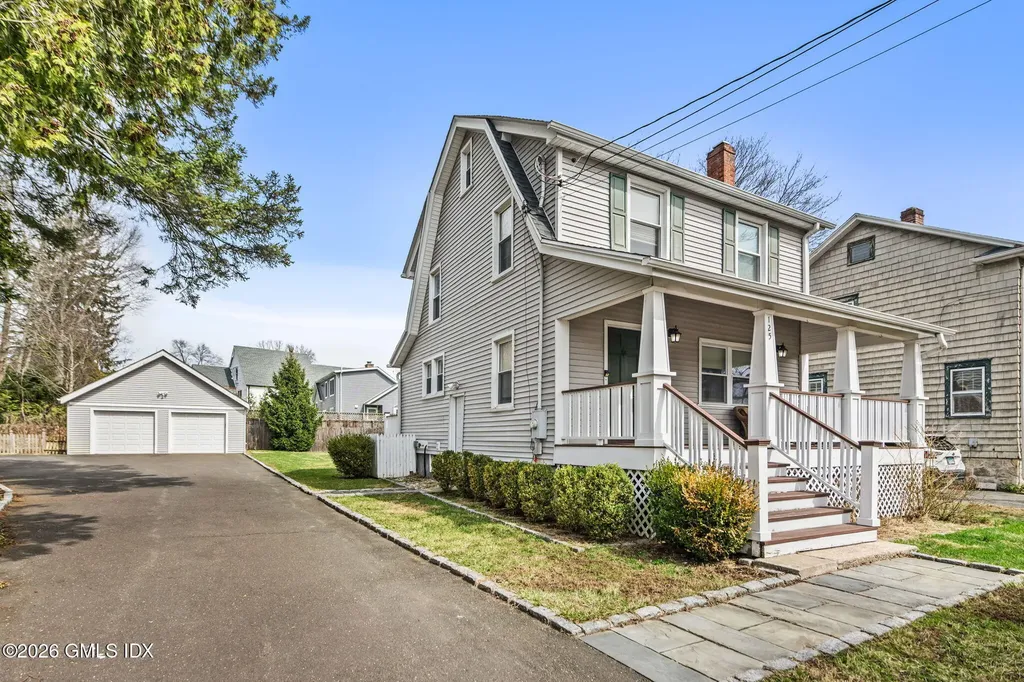 125 Oaklawn Avenue Stamford CT 06905