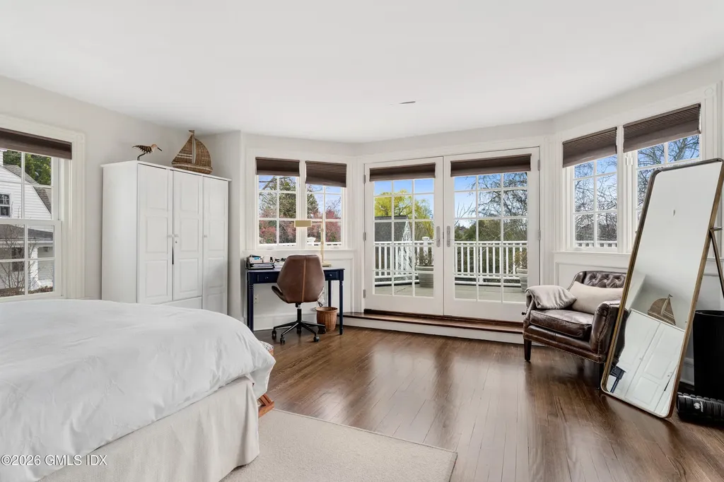 118 Shore Road Old Greenwich CT 06870