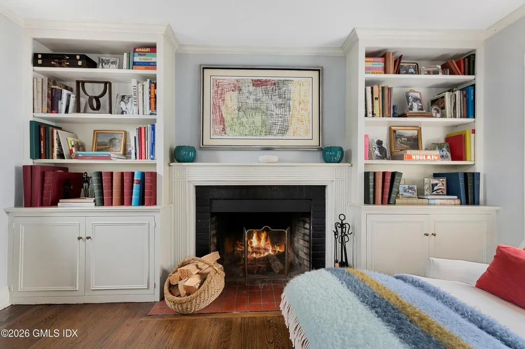 118 Shore Road Old Greenwich CT 06870