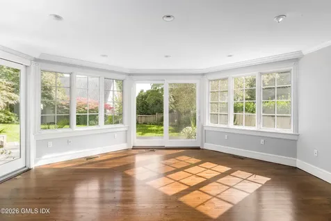 118 Shore Road Old Greenwich CT 06870
