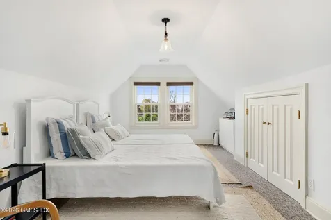 118 Shore Road Old Greenwich CT 06870