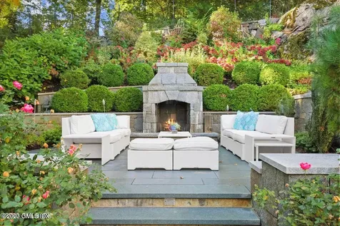 26 Round Hill Road Greenwich CT 06831