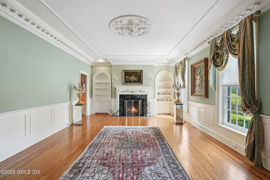 550 Round Hill Road Greenwich CT 06831