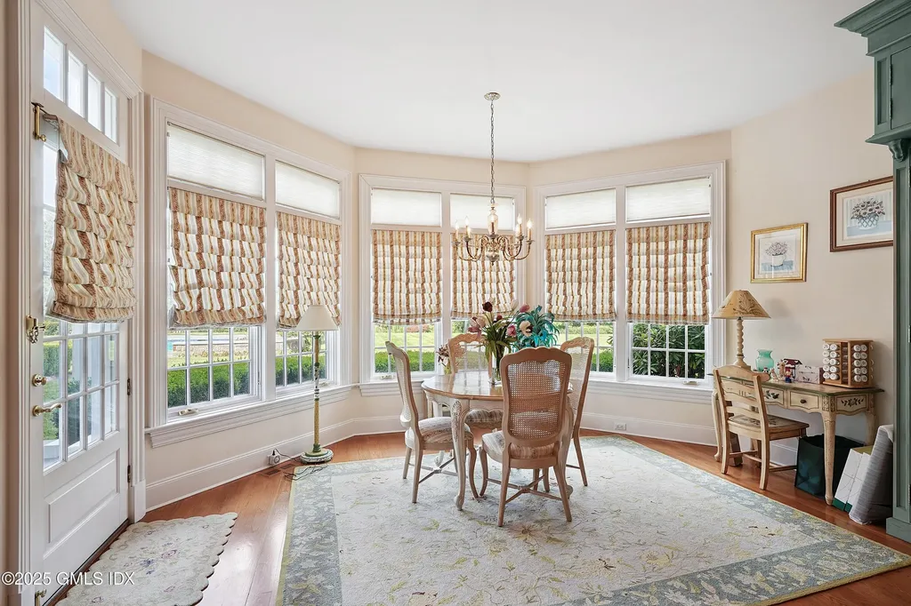 550 Round Hill Road Greenwich CT 06831